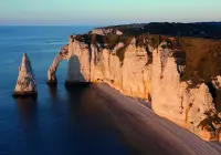 Format_PAYSAGE_etretat.webp