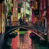 Format_SQUARE_venise.webp